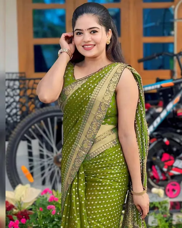 Green_Printed_Saree_for_Women
