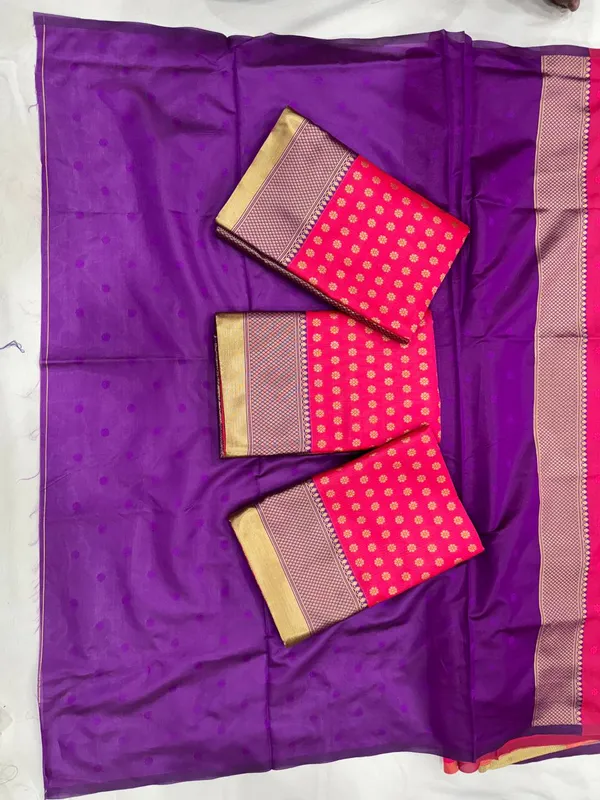 Pink_Woven_Traditional_Saree_for_Women