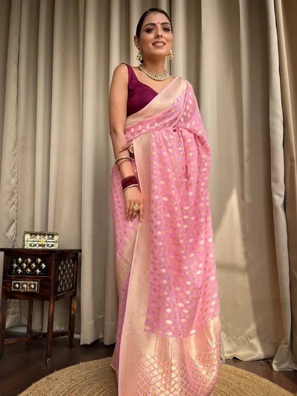 Pink_Gold_Motif_Traditional_Saree_for_Women