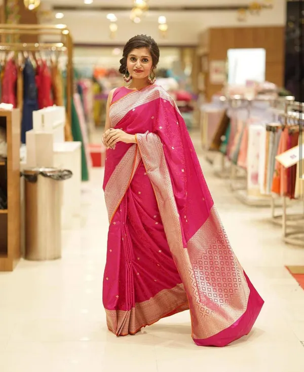Pink_Woven_Ethnic_Saree_for_Women