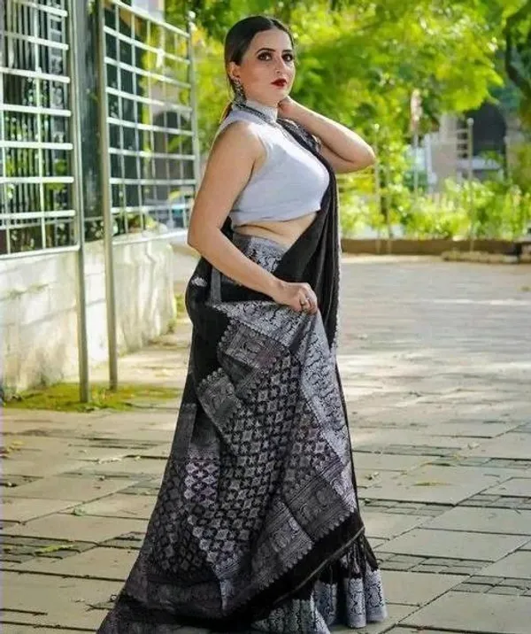 Black_Woven_Silver_Border_Saree_for_Women