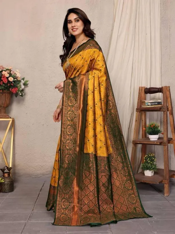 Gold_Green_Woven_Saree_for_Women