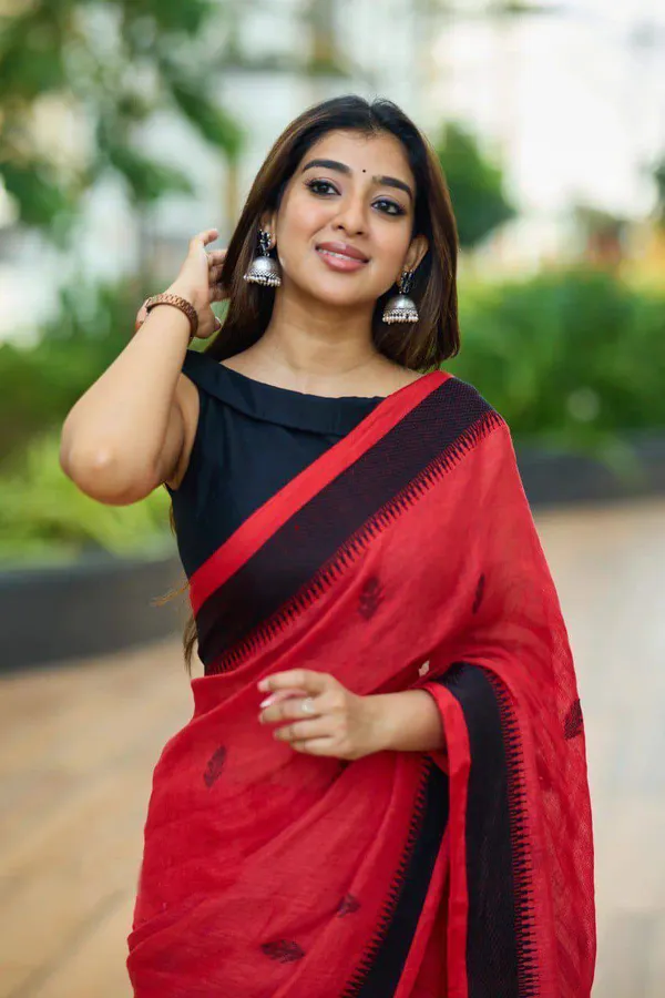 Red_Black_Printed_Saree_for_Women