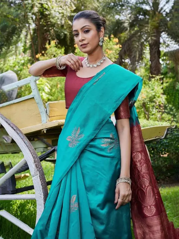 Teal_Woven_Saree_for_Women
