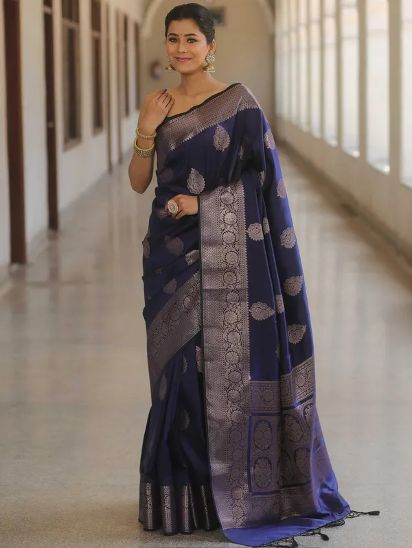 Navy_Blue_Woven_Traditional_Saree_for_Women