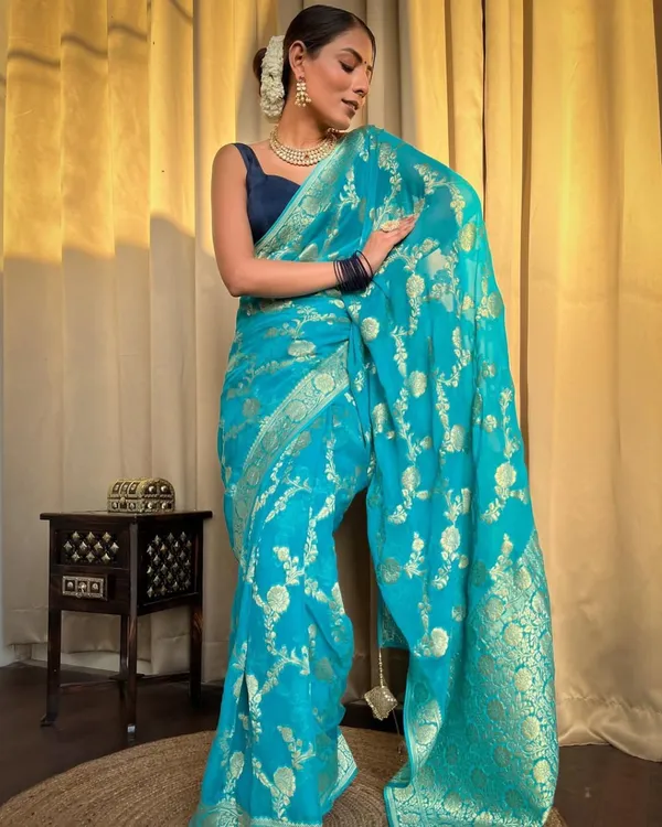 Turquoise_Floral_Saree_for_Women