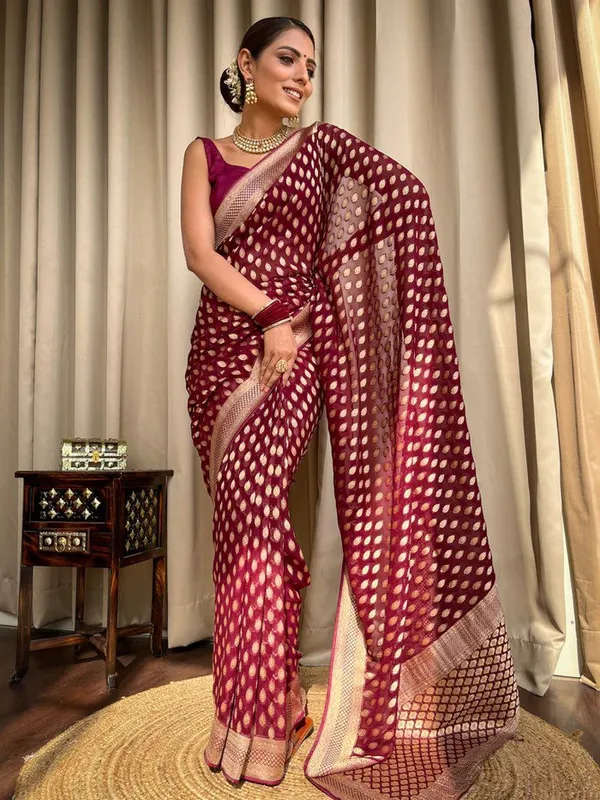 Maroon_Gold_Motif_Woven_Saree_for_Women
