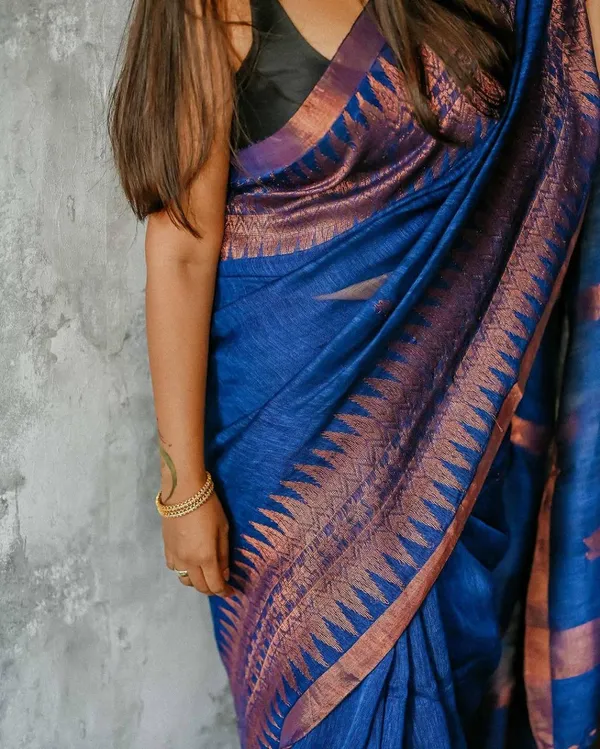Blue_Floral_Border_Saree_for_Women