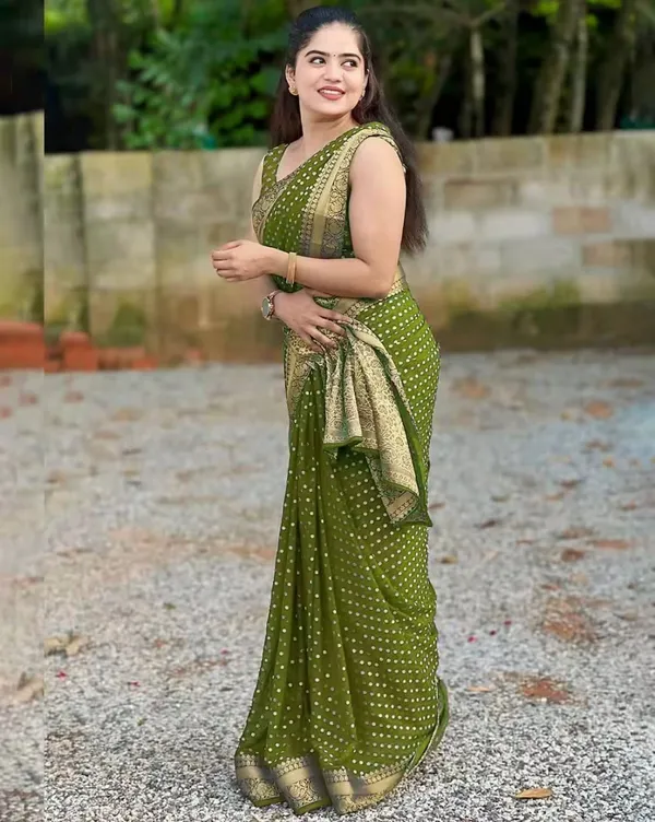 Green_Printed_Saree_for_Women