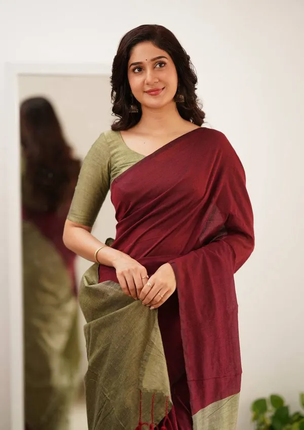 Maroon_Ethnic_Saree_for_Women