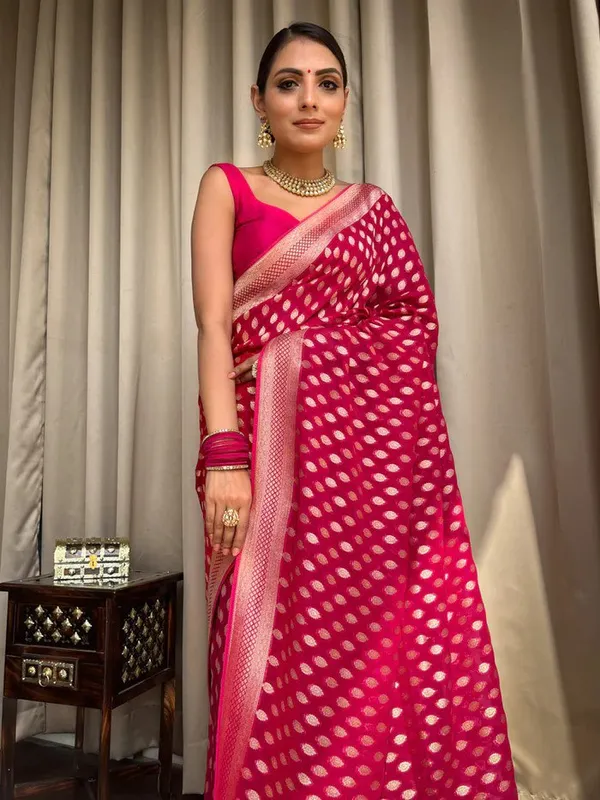 Pink_Printed_Saree_for_Women