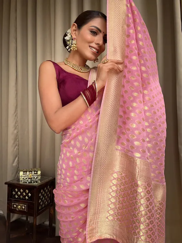 Pink_Gold_Motif_Traditional_Saree_for_Women