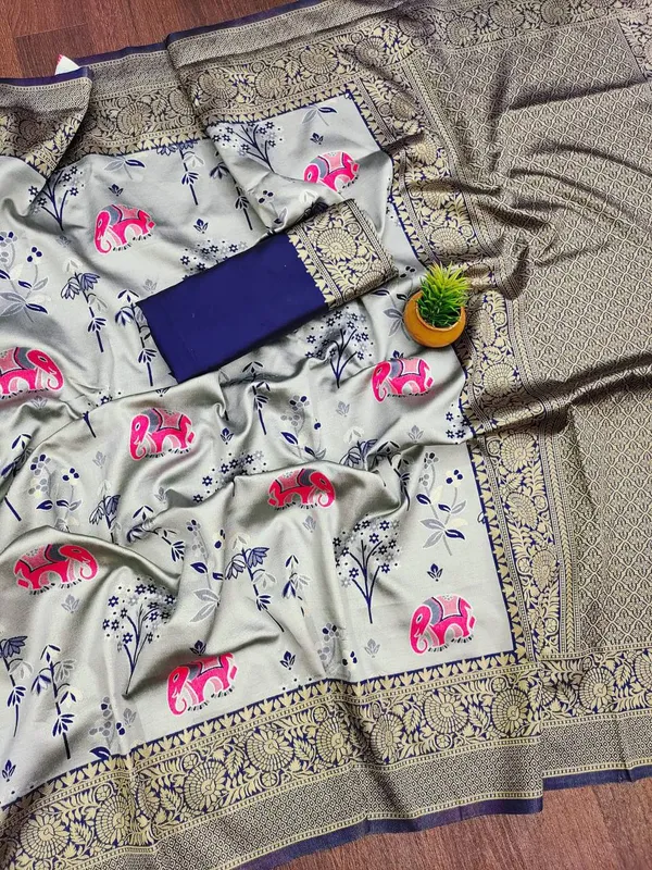 Grey_Printed_Saree_With_Blouse_Piece_for_Women