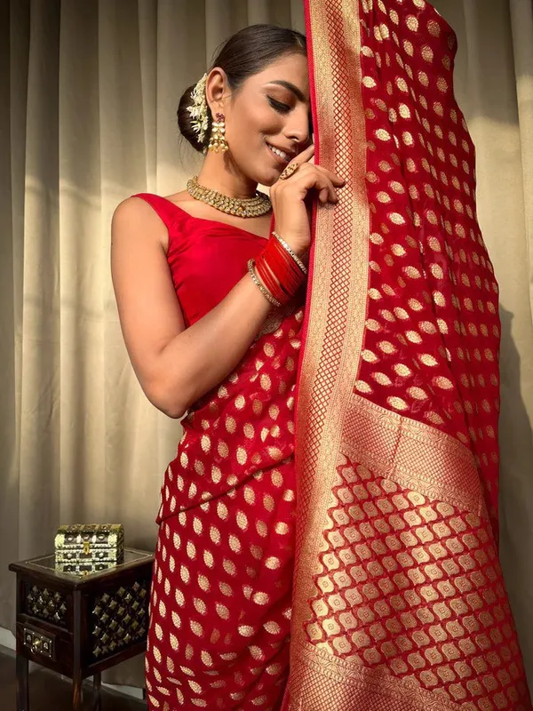 Red_Gold_Print_Saree_for_Women