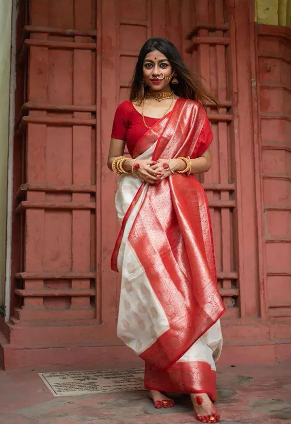 Cream_Printed_Red_Border_Saree_for_Women