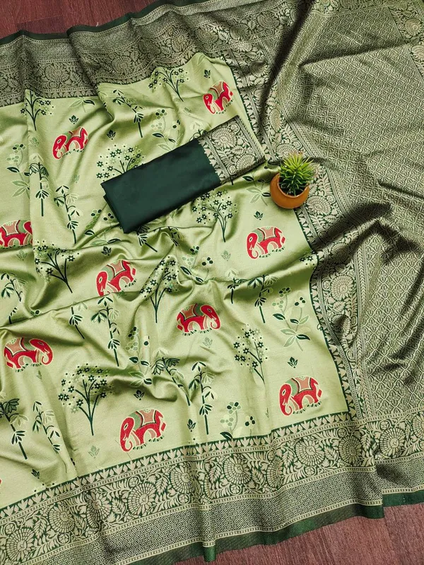 Green_Printed_Saree_For_Women