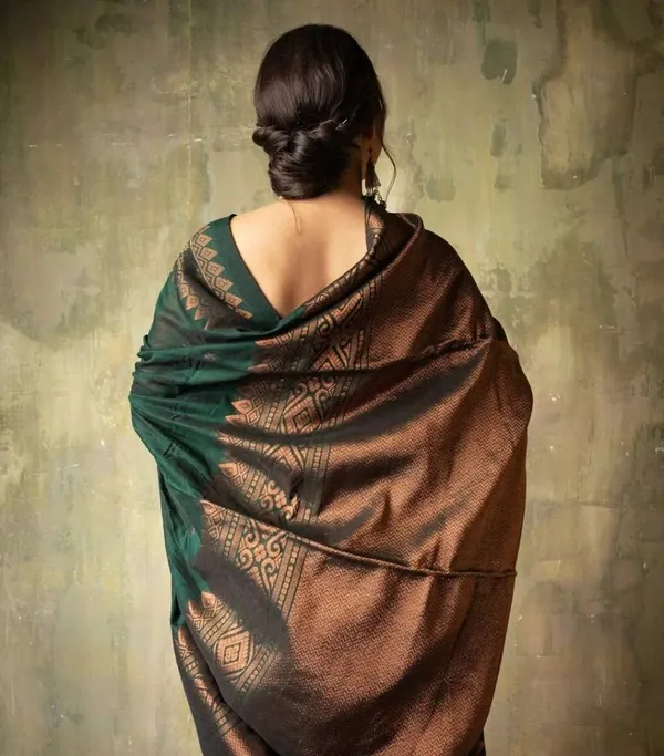 Green_Woven_Saree_for_Women