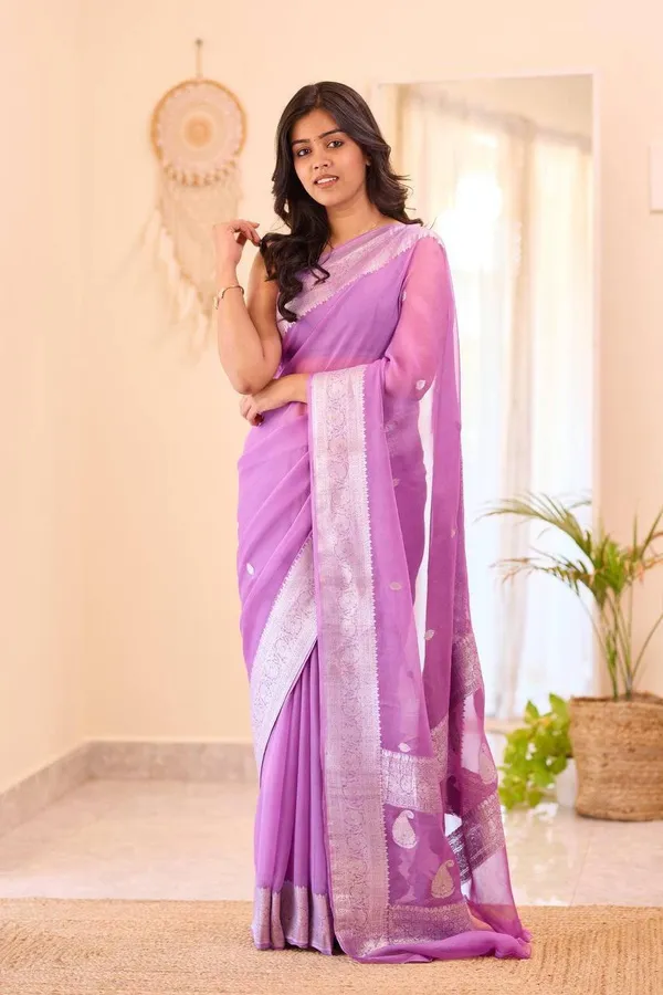 Purple_Floral_Border_Saree_for_Women