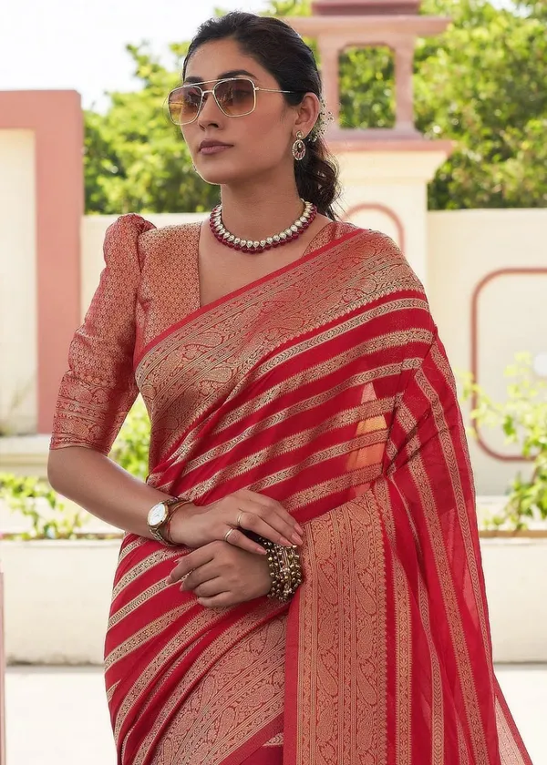 Red_Traditional_Woven_Saree_for_Women