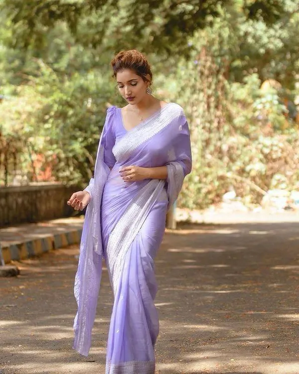 Lavender_Silver_Border_Saree_for_Women