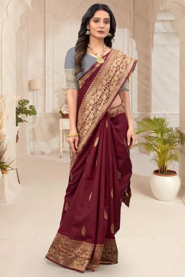 Maroon_Brocade_Traditional_Saree_for_Women