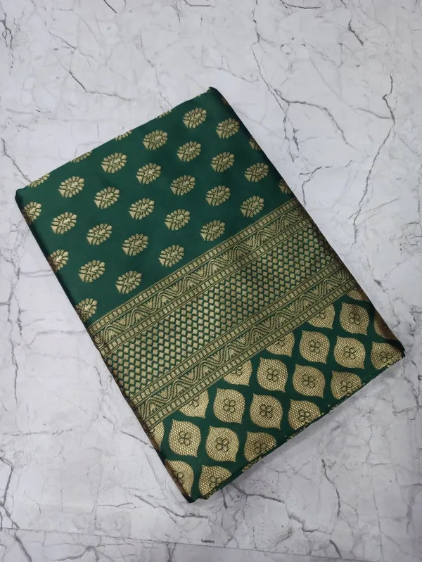 Green_Woven_Traditional_Saree_for_Women