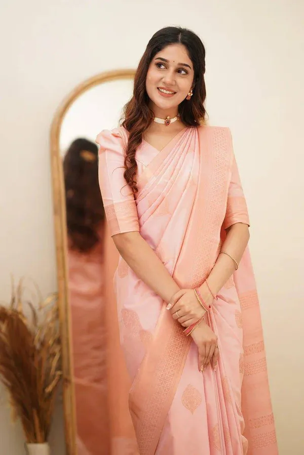 Pink_Draped_Saree_for_Women