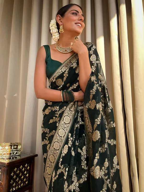 Green_Woven_Floral_Saree_for_Women