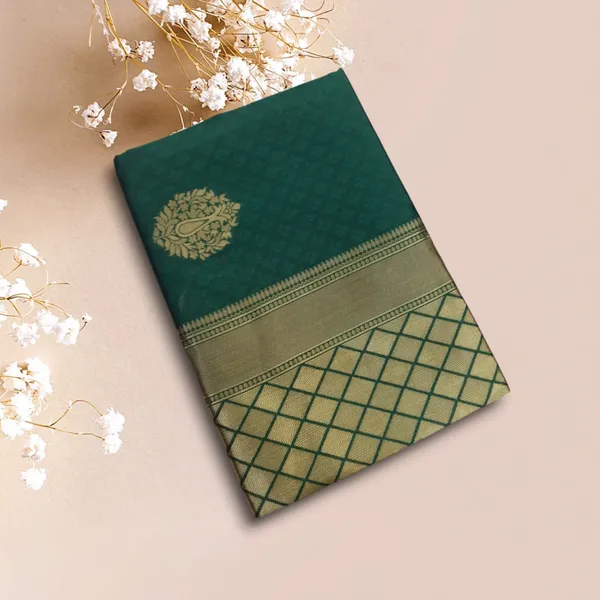 Green_Woven_Traditional_Saree_for_Women