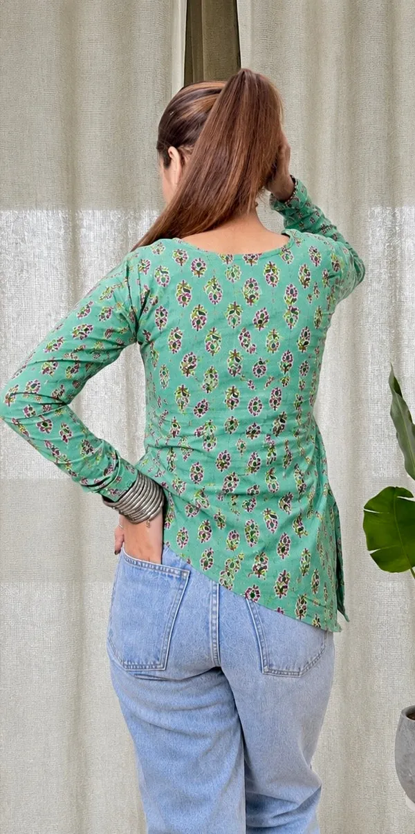 Green_Side_Slit_Short_Kurti