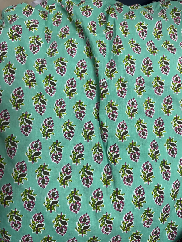 Green_Side_Slit_Short_Kurti