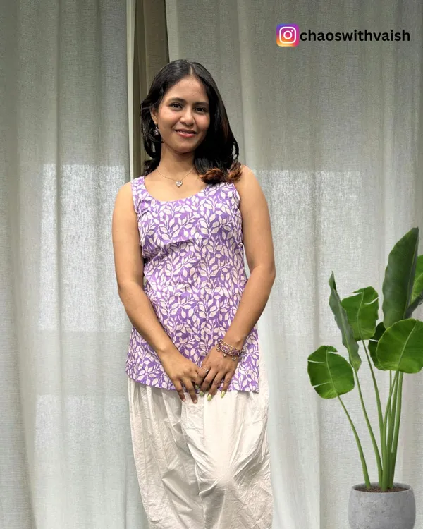 Lavender_Sleeveless_Short_Kurti