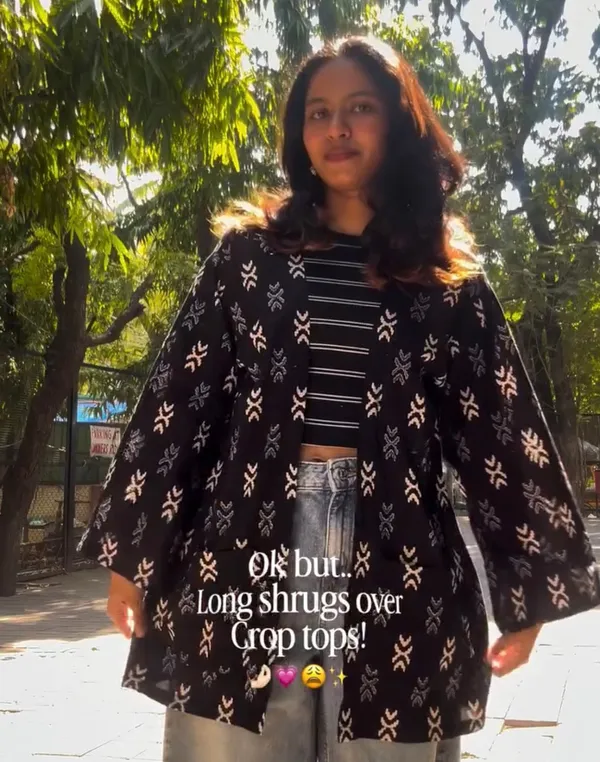 Black_Ikkat_Cotton_Shrug_No_Pocket