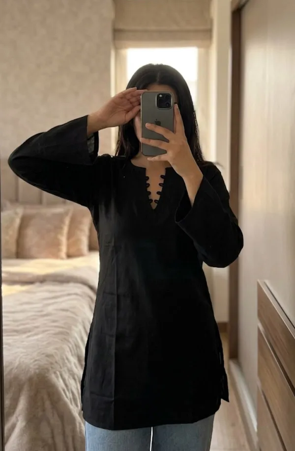 Chaand_Short_Kurti_Black