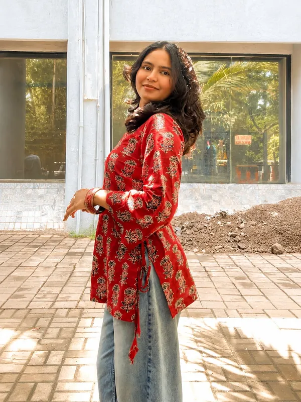 Laal_Pari