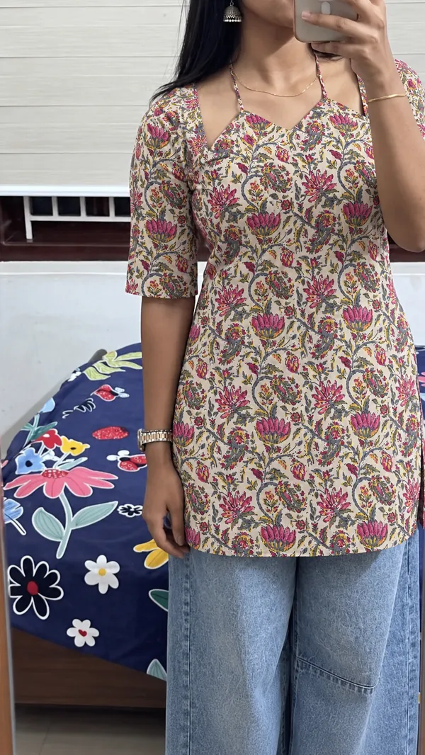 Pari_Back_Tie_Short_Kurti