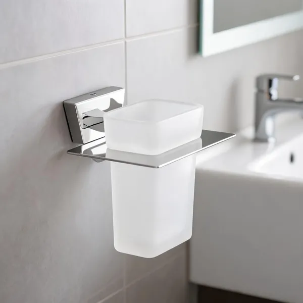 Steel_Modern_Chrome_Wall-Mounted_Tumbler_Holder