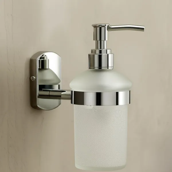 Steel_Modern_Silver_Chrome_Pump_Soap_Dispenser