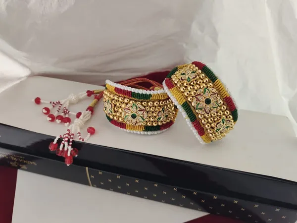 Gold-Tone_Embellished_Traditional_Bangles_for_Women