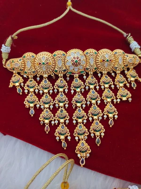 Gold_Tone_Traditional_Layered_Choker_Necklace_for_Women
