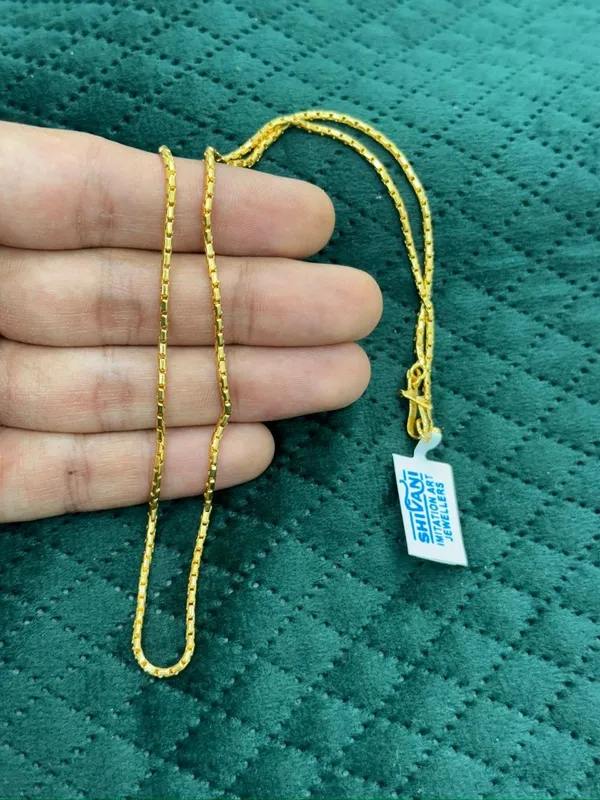 Gold_Tone_Textured_Chain_Necklace