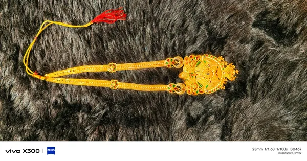 Gold_Tone_Traditional_Pendant_Necklace_for_Women