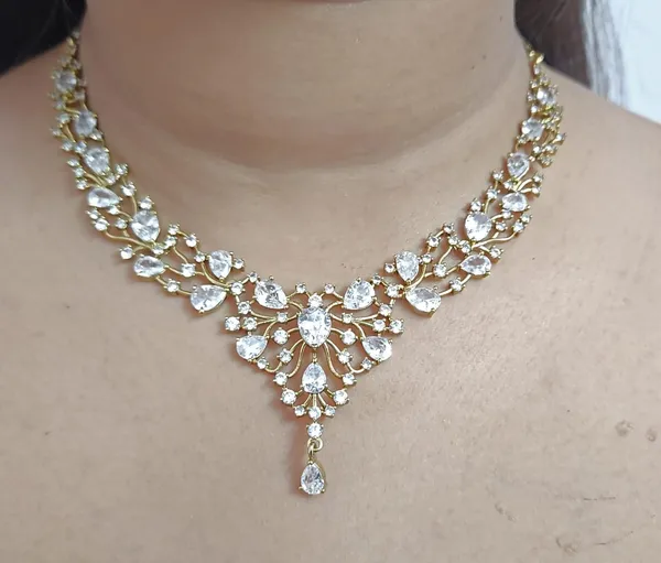 Gold_Tone_Crystal_Necklace_And_Earrings_Set_for_Women