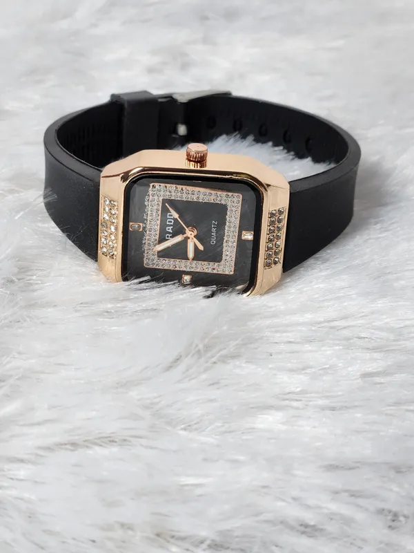 Black_Silicone_Strap_Analog_Watch_for_Women