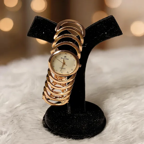 Gold_Metal_Link_Bracelet_Analog_Quartz_Watch_For_Women