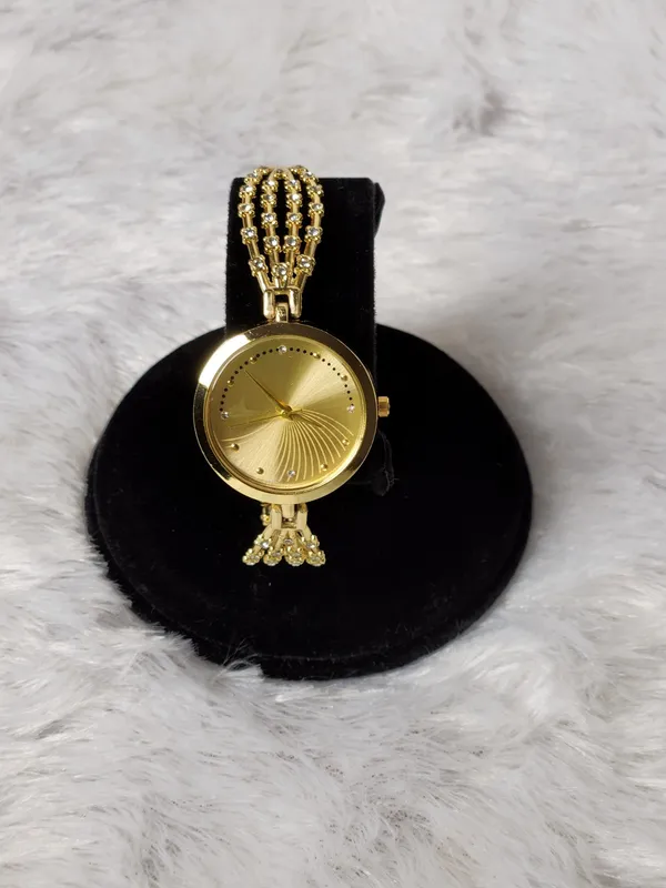 Gold_Tone_Bracelet_Watch_for_Women