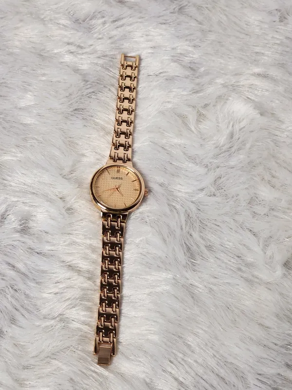 Rose_Gold_Metal_Analog_Watch_for_Women