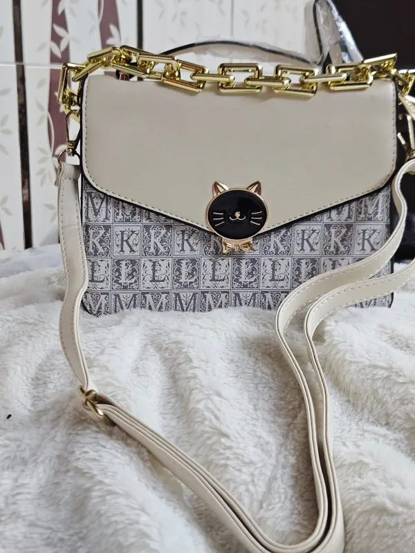 Cream_Patterned_Shoulder_Bag_for_Women