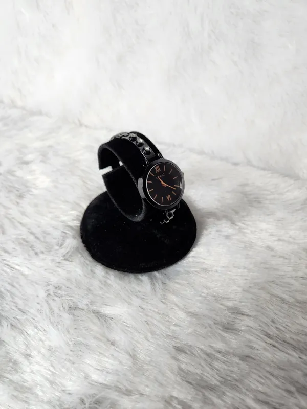 Black_Studded_Strap_Analog_Watch_for_Women