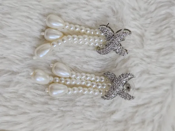 White_Pearl_Rhinestone_Necklace_And_Earrings_Set_for_Women